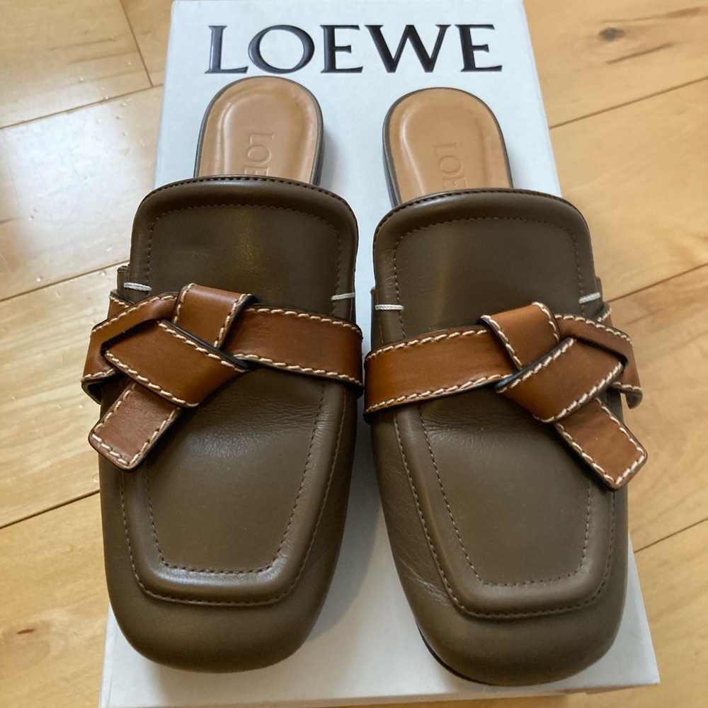 Loewe mule